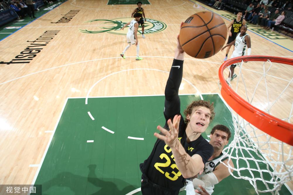 长友佑都的 长友佑都的