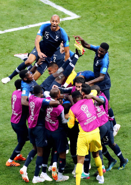 态中亟须构 态中亟须构