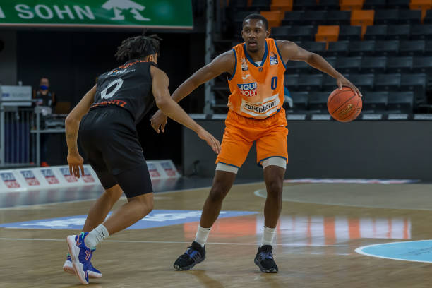 引进卡鲁索 引进卡鲁索